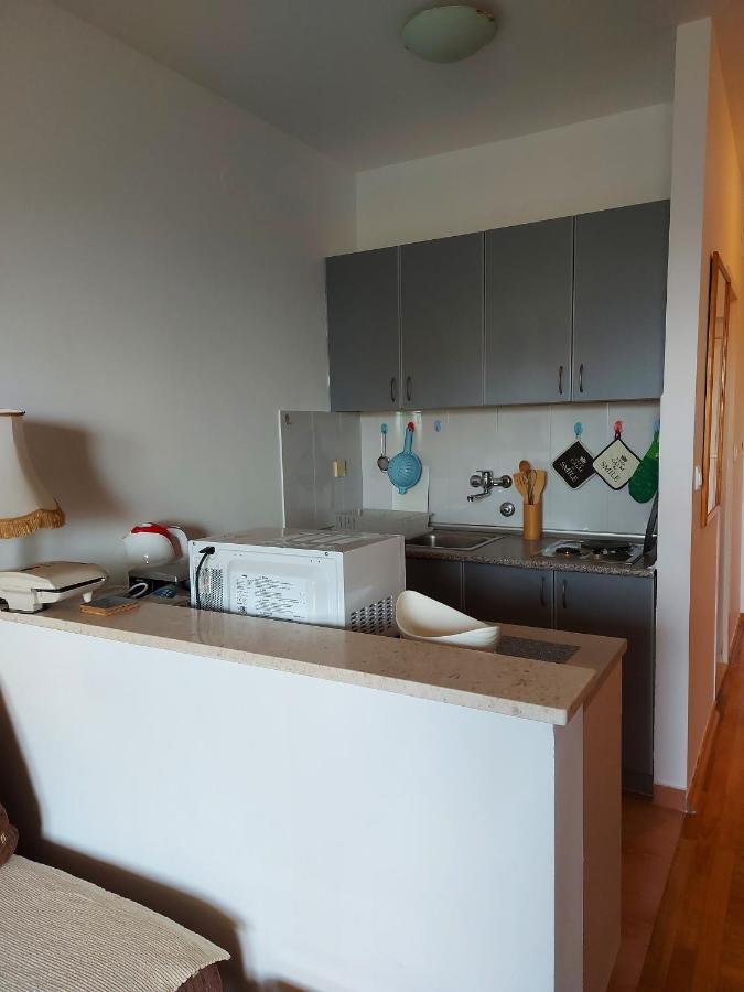 One Bedroom Apartment Ljilja Свети Стефан Екстериор снимка