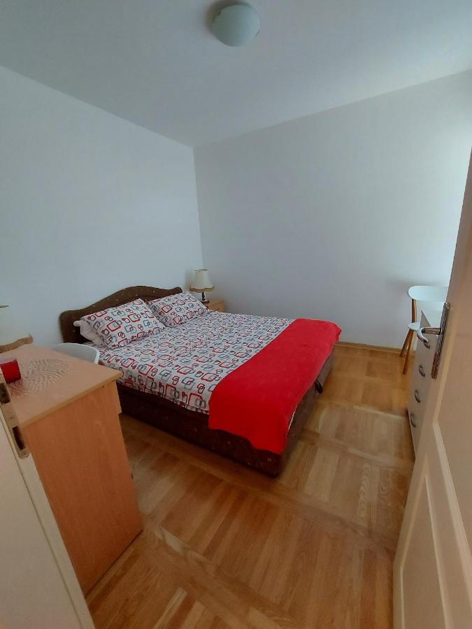 One Bedroom Apartment Ljilja Свети Стефан Екстериор снимка